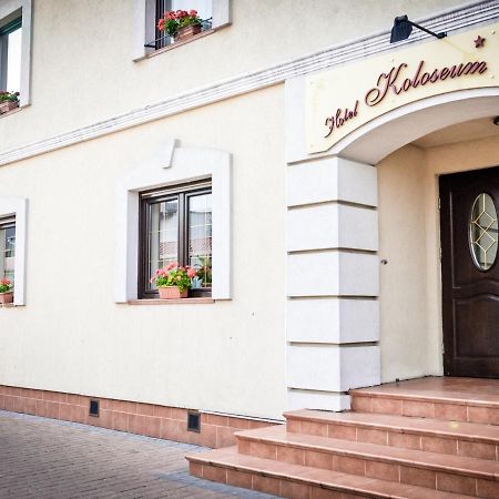 Hotel Koloseum Turek Eksteriør billede